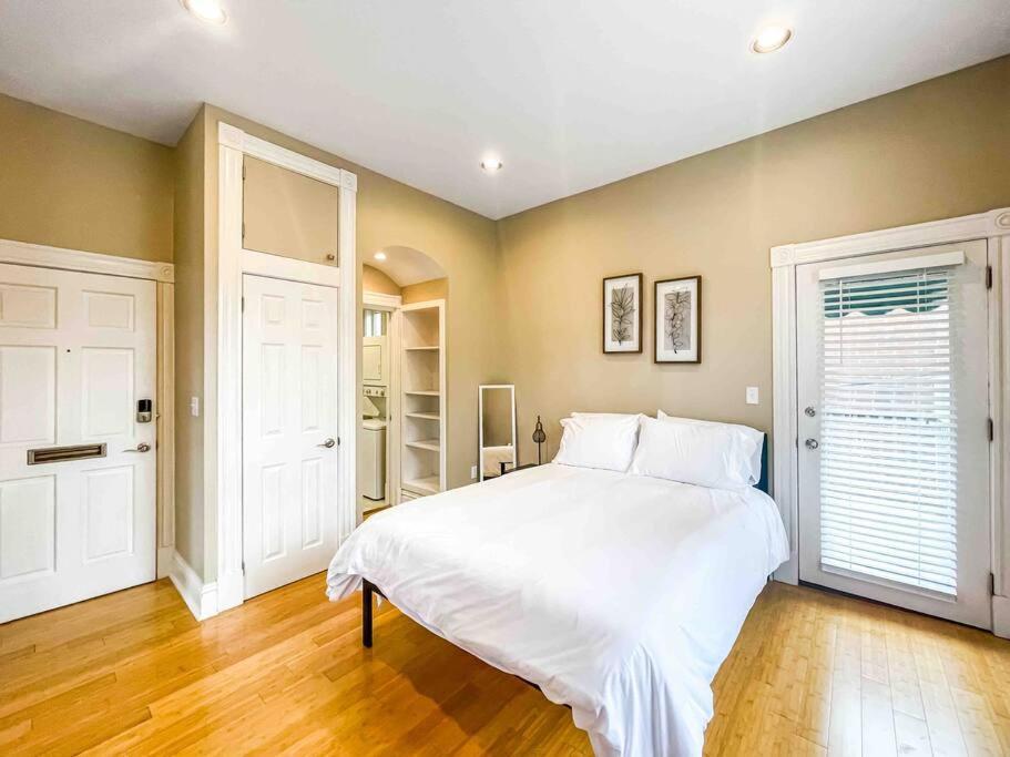 Modern Studio Full Kitchen & Balcony The Hill Tower Grove Extérieur photo